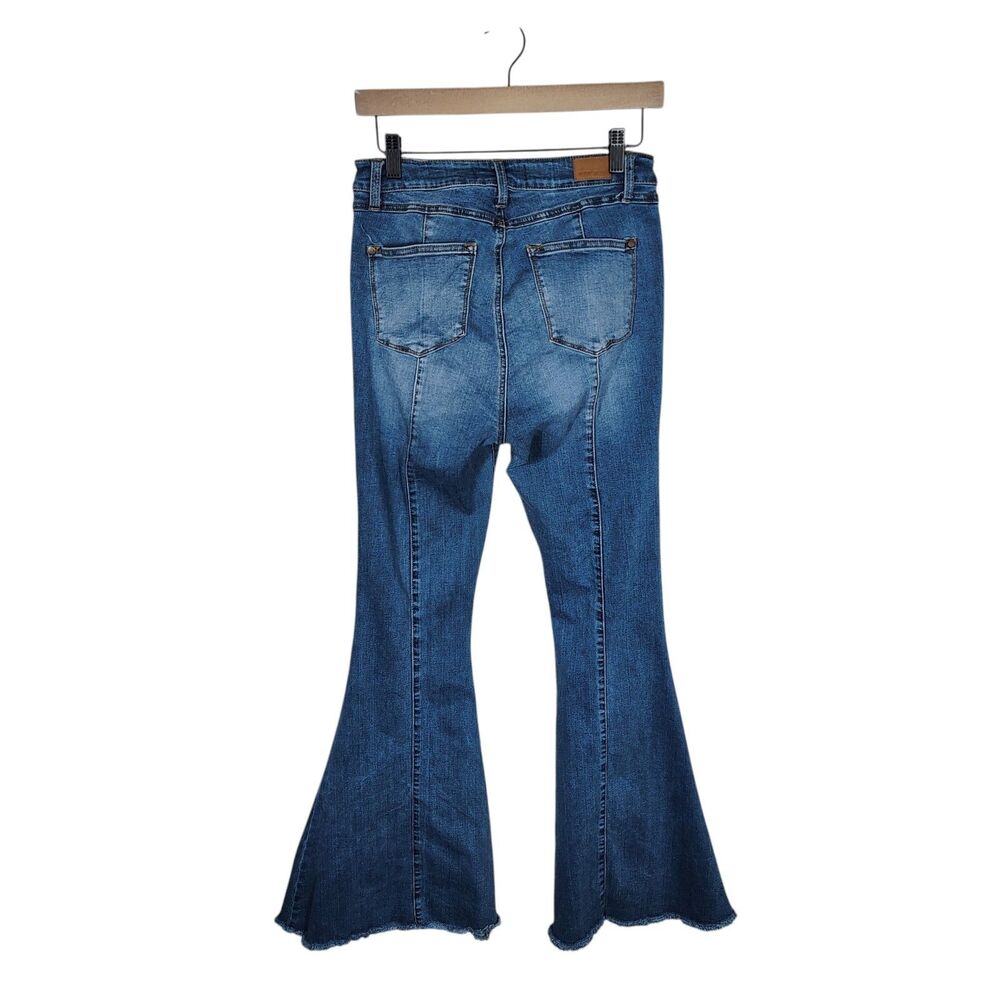 Judy Blue Jeans Womens 7/28 Super Flare Fit Center Seam Raw Hem Pants READ - Picture 2 of 11